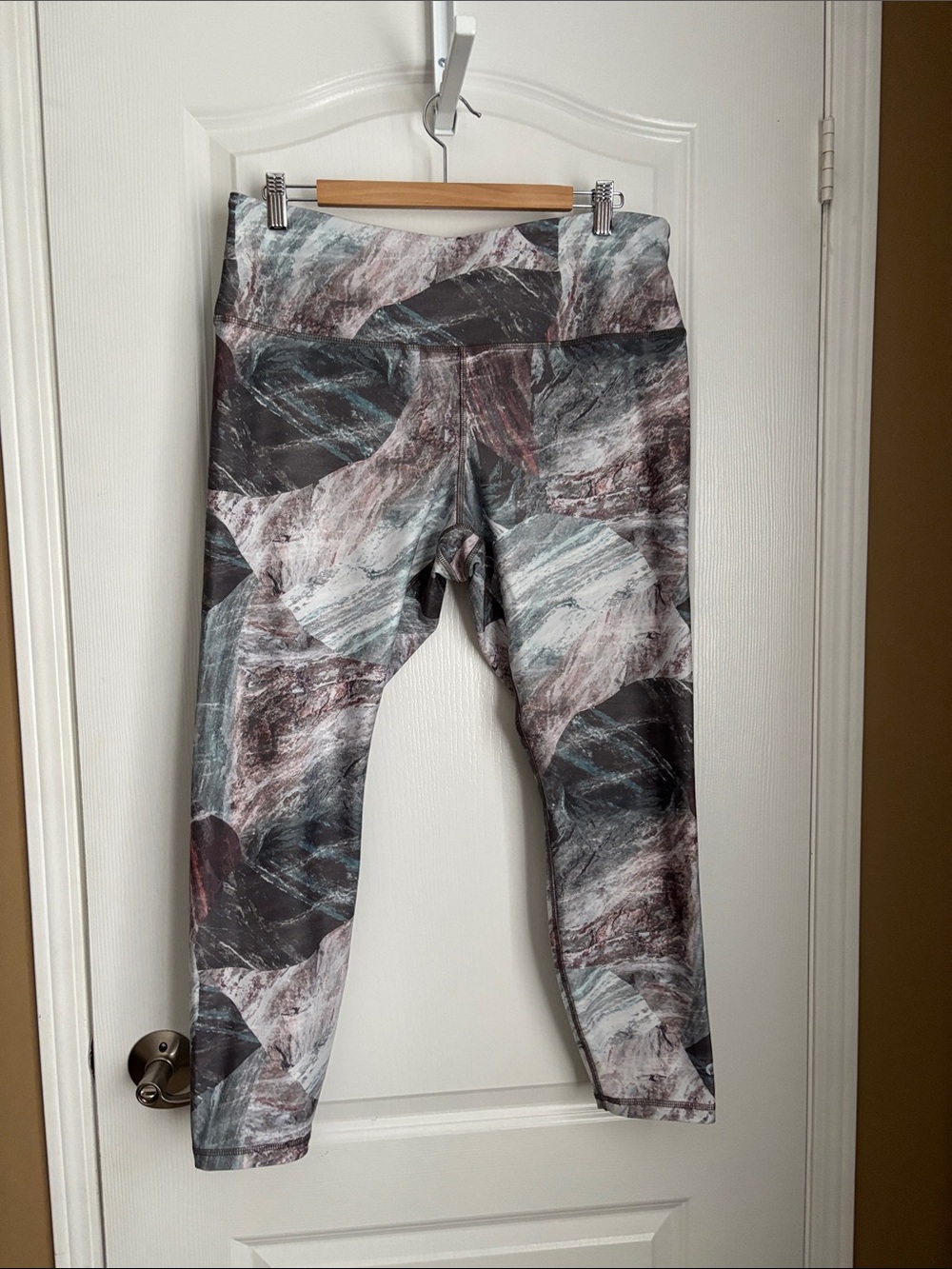 Women's Printed High-Waist Leggings in Multi-Color